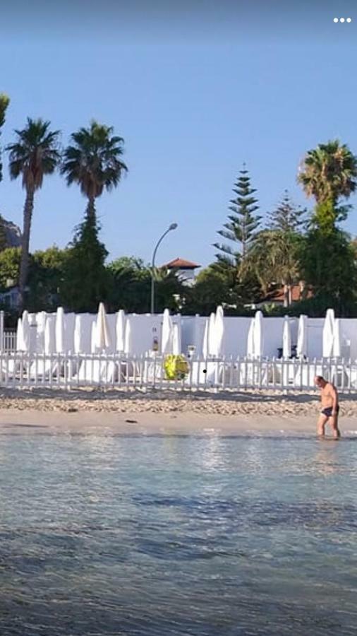 Appartamento La Torretta Mondello Dış mekan fotoğraf